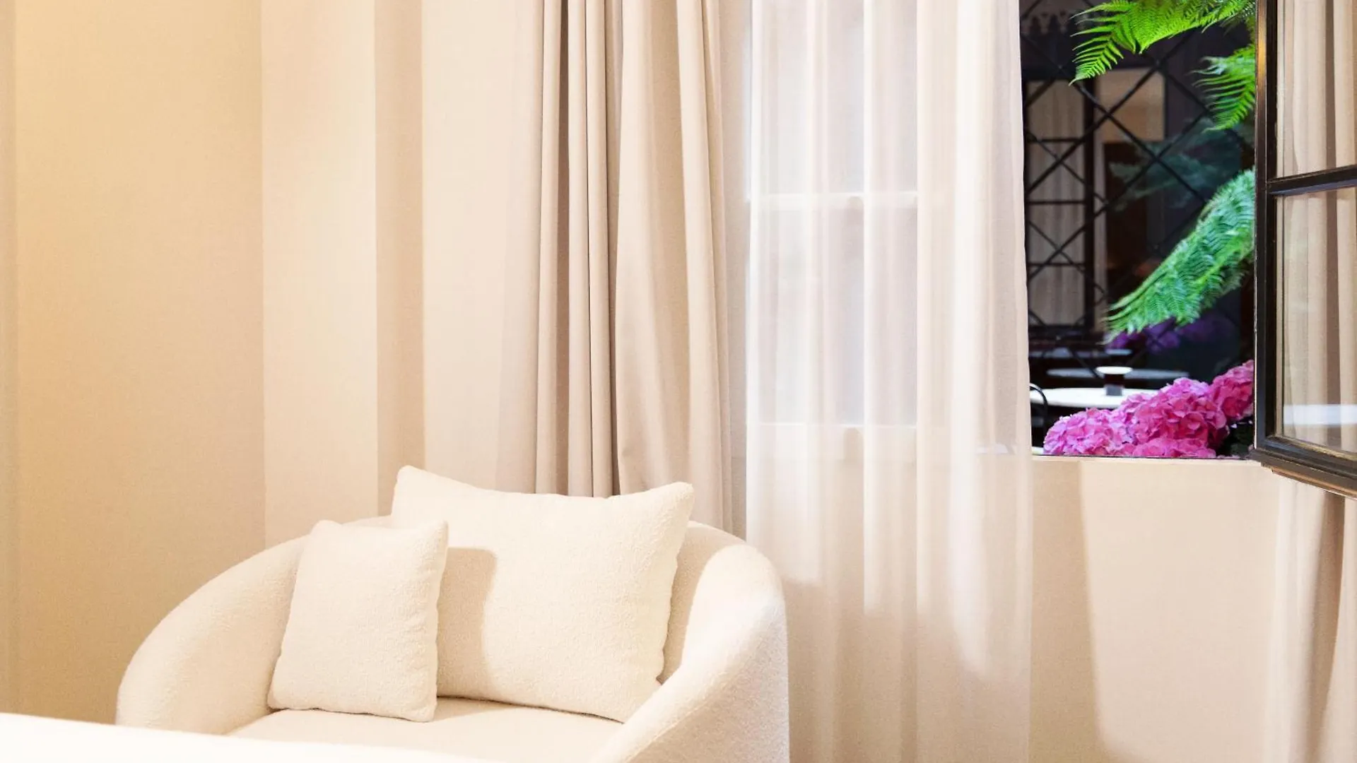 Hotel Bourg Tibourg - Paris Marais Frankreich